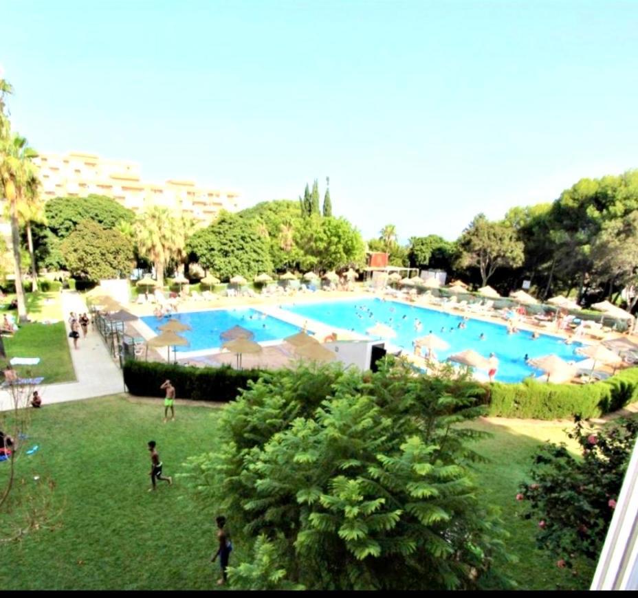 Iris Vistas Sea & Sun Benalmadena Apartment Exterior photo
