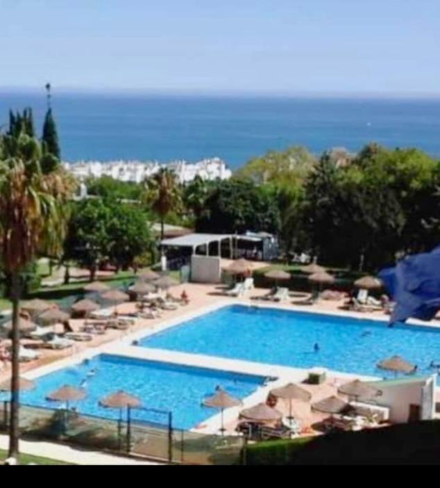 Iris Vistas Sea & Sun Benalmadena Apartment Exterior photo